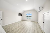 16986 Headland Avenue, Lake Milton, OH 44429