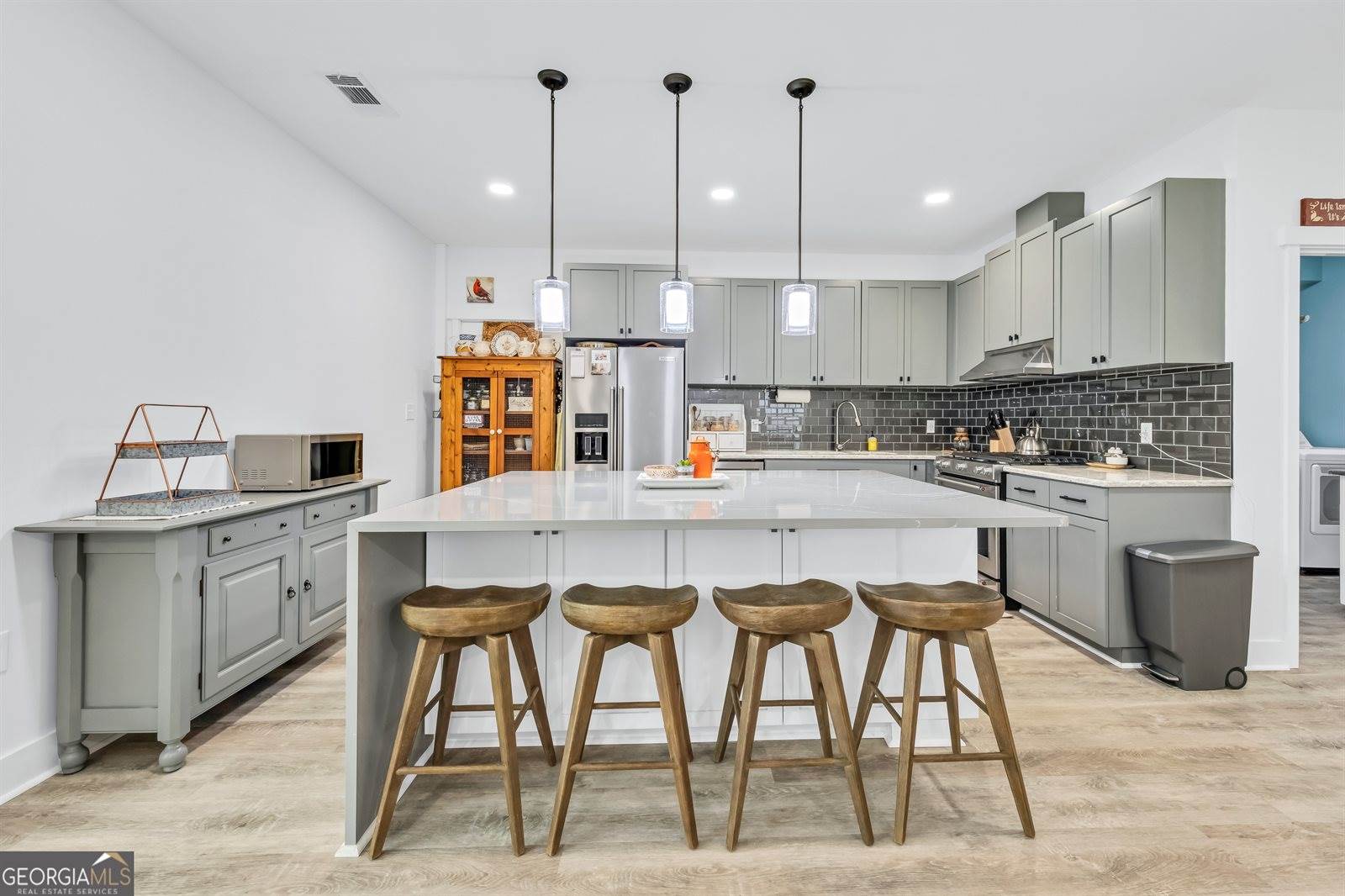 1910 Old Groveland Road, Pembroke, GA 31321