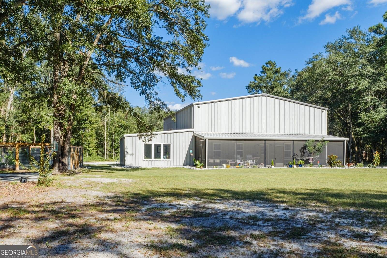 1910 Old Groveland Road, Pembroke, GA 31321