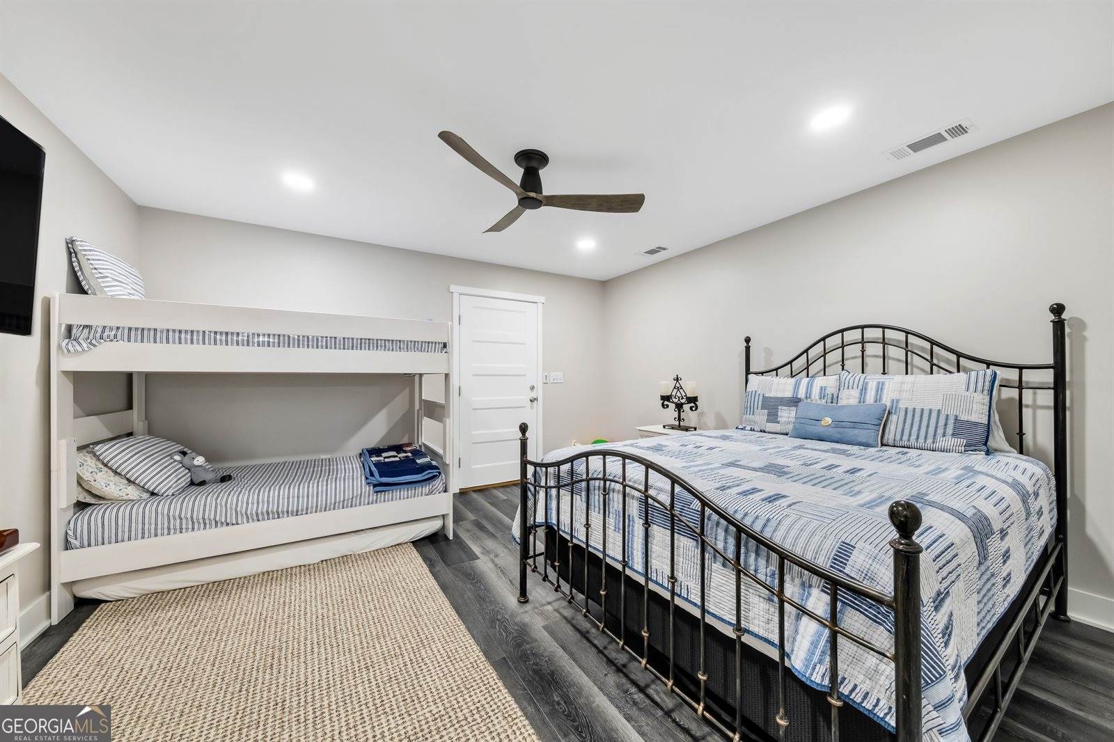 1910 Old Groveland Road, Pembroke, GA 31321