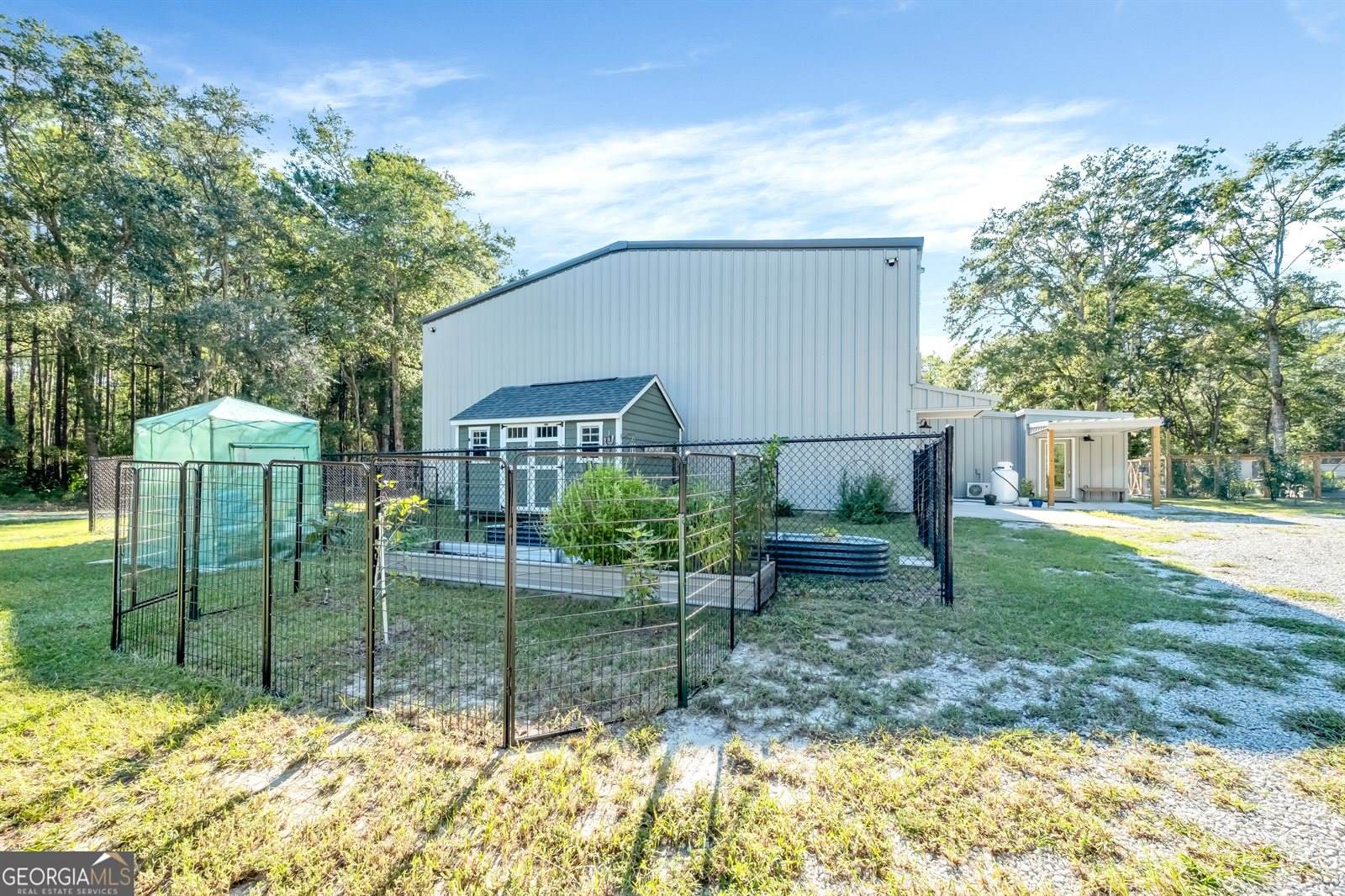 1910 Old Groveland Road, Pembroke, GA 31321