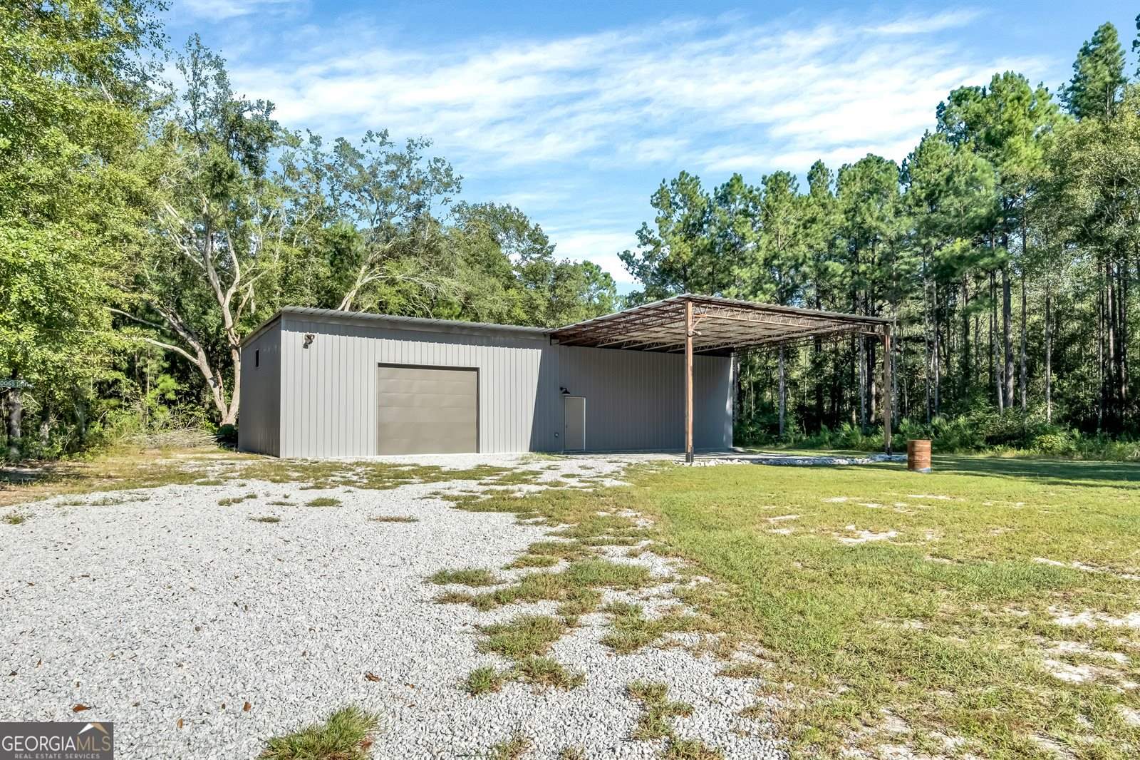 1910 Old Groveland Road, Pembroke, GA 31321