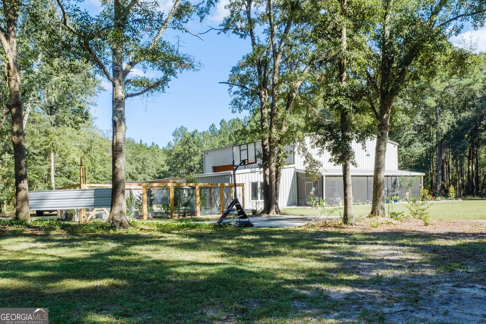 1910 Old Groveland Road, Pembroke, GA 31321