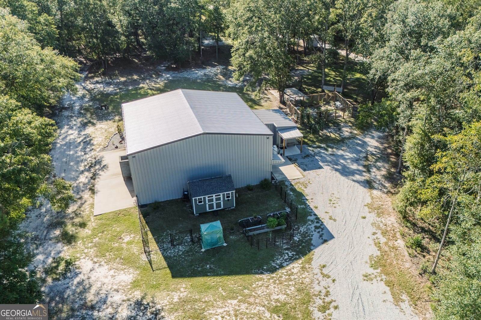 1910 Old Groveland Road, Pembroke, GA 31321