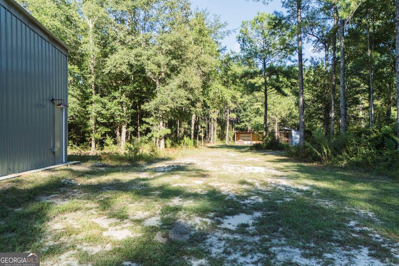 1910 Old Groveland Road, Pembroke, GA 31321