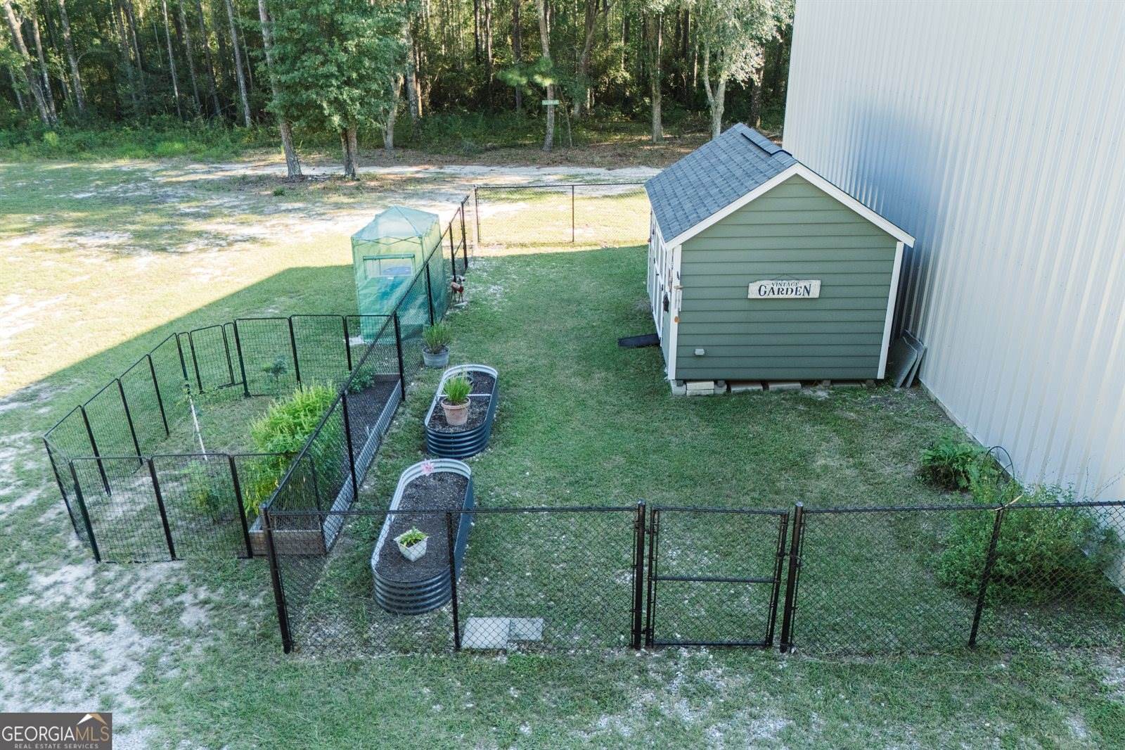 1910 Old Groveland Road, Pembroke, GA 31321