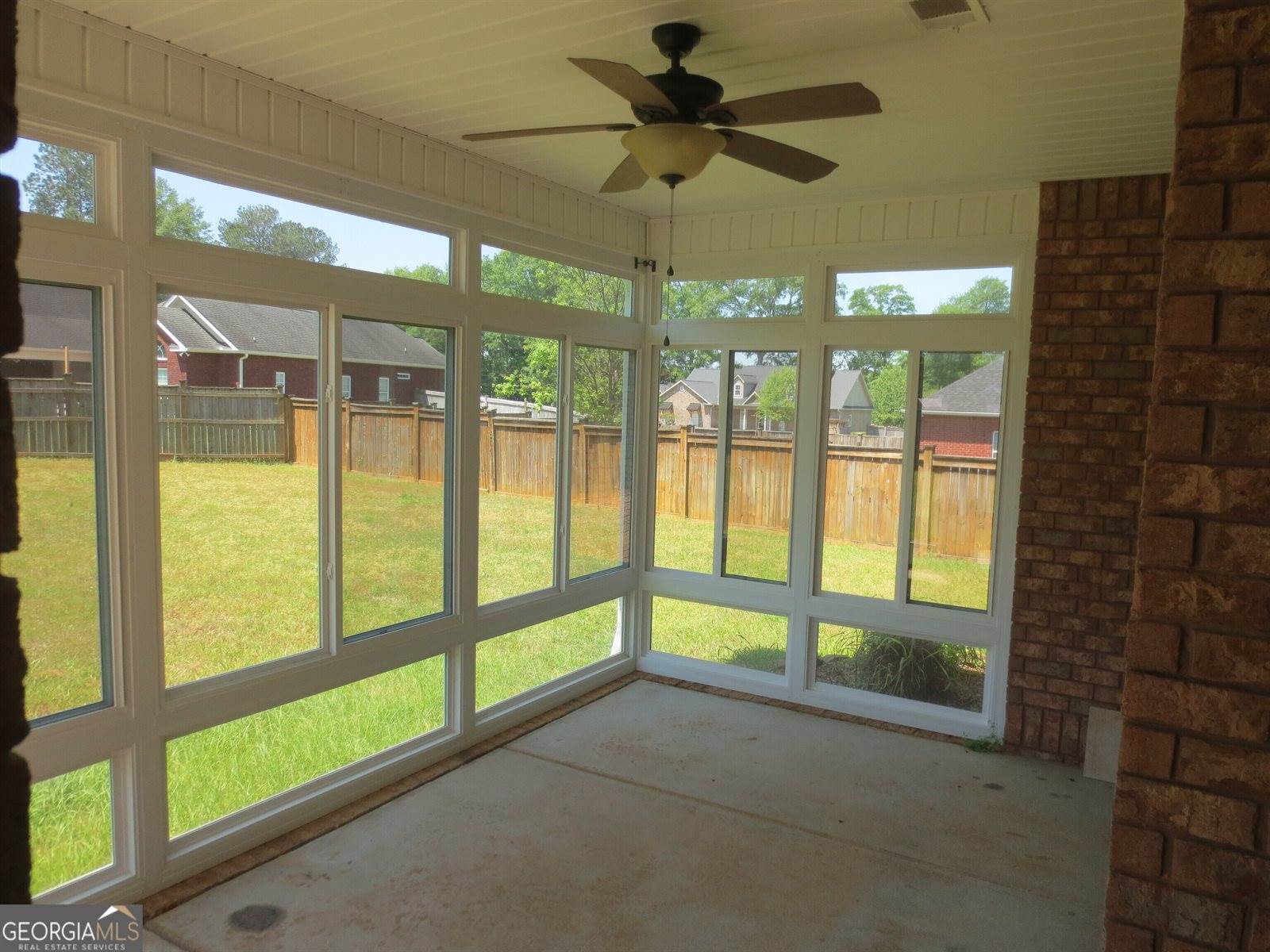 2026 Pin Oak Terrace, Bonaire, GA 31005