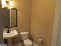 2026 Pin Oak Terrace, Bonaire, GA 31005