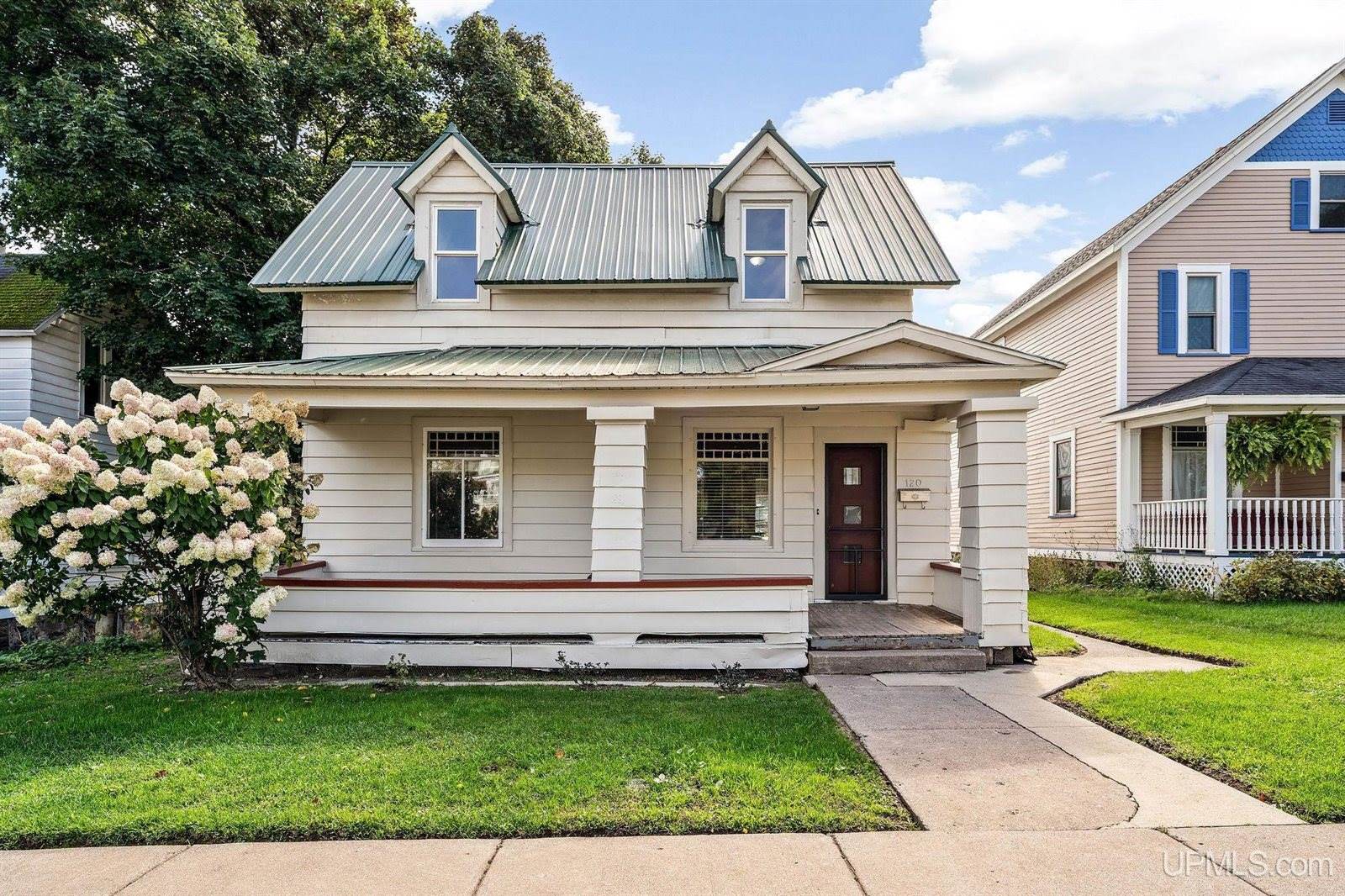 120 E Main Street, Negaunee, MI 49866