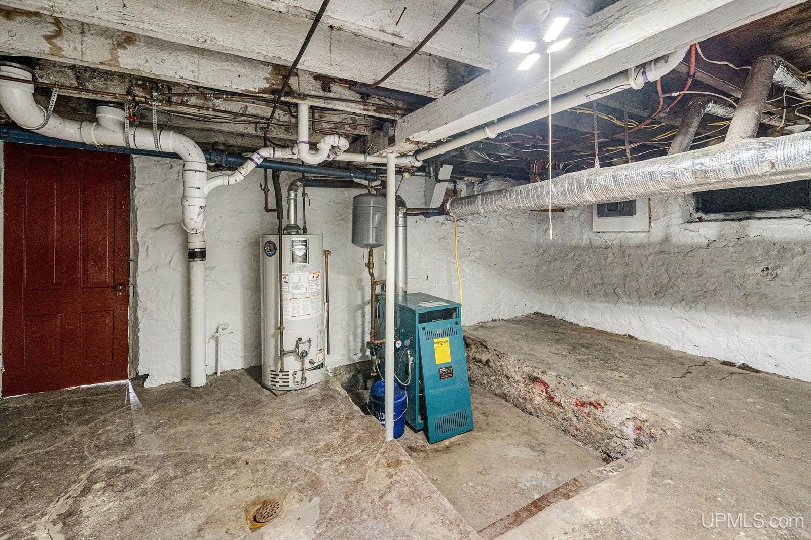 120 E Main Street, Negaunee, MI 49866