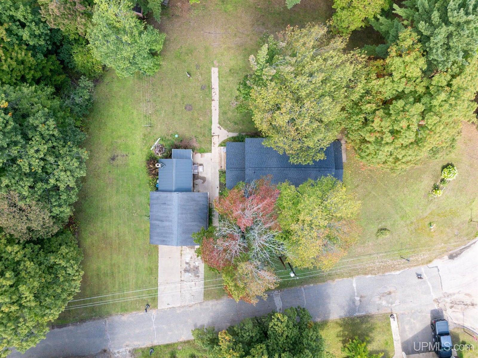 23 Horseshoe Lake Circle, Negaunee, MI 49866