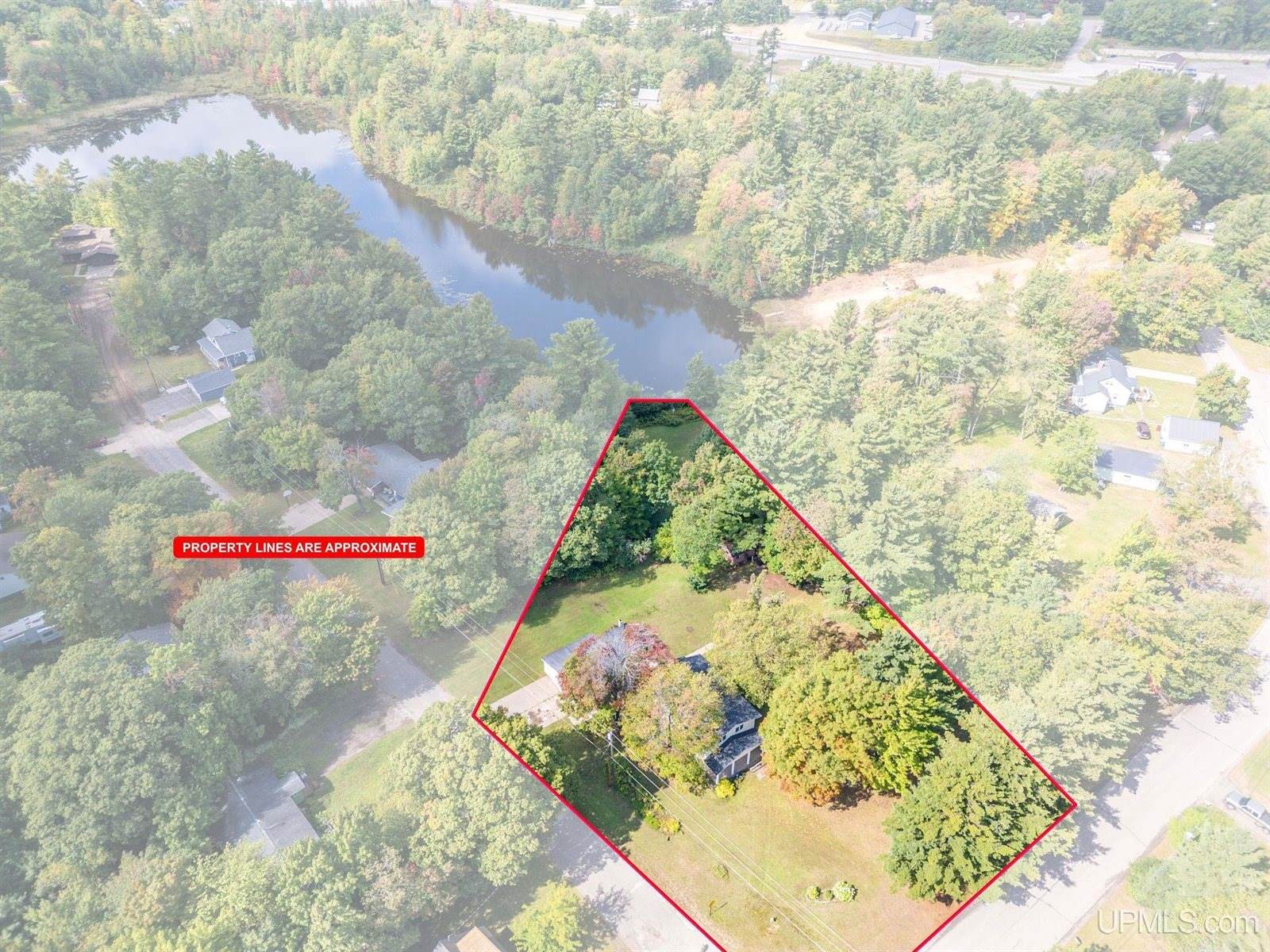 23 Horseshoe Lake Circle, Negaunee, MI 49866