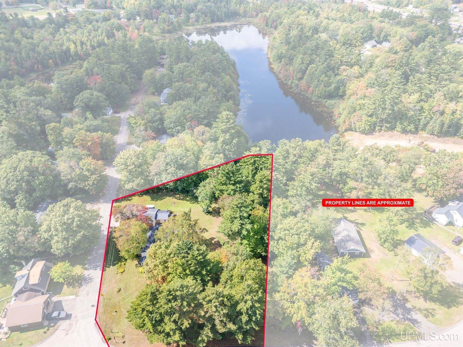 23 Horseshoe Lake Circle, Negaunee, MI 49866