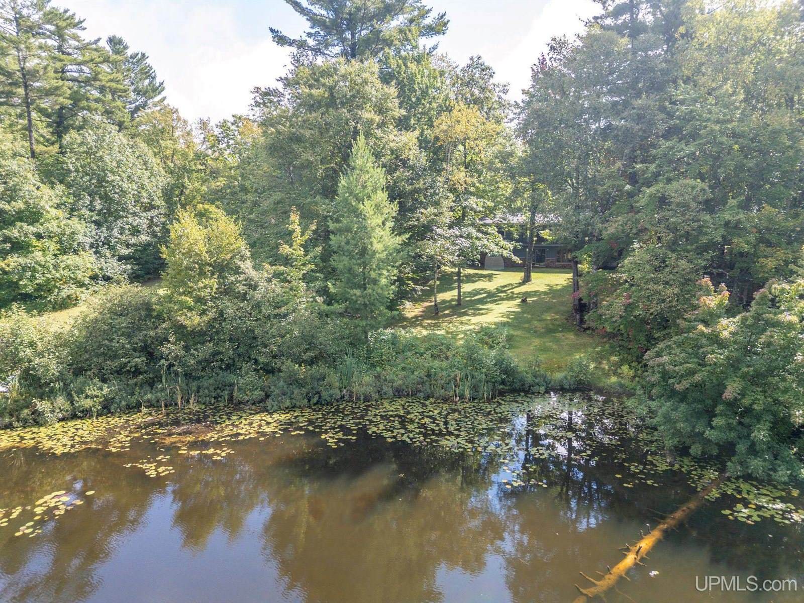 23 Horseshoe Lake Circle, Negaunee, MI 49866