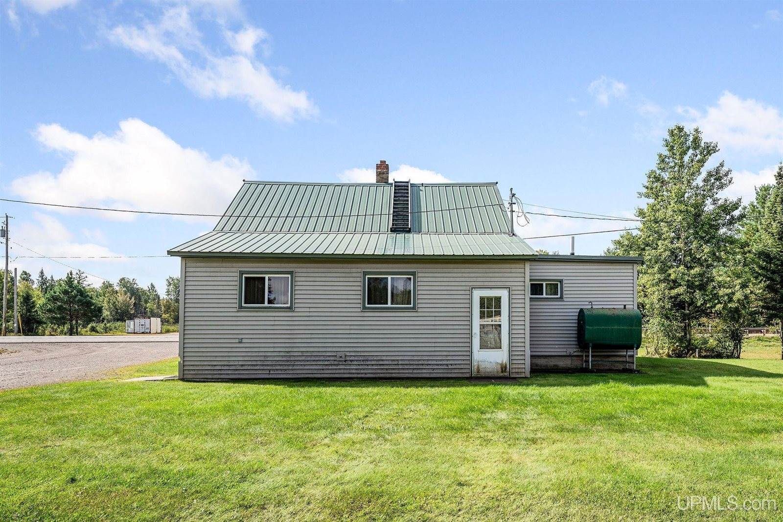 25360 US 41 Highway, Champion, MI 49814