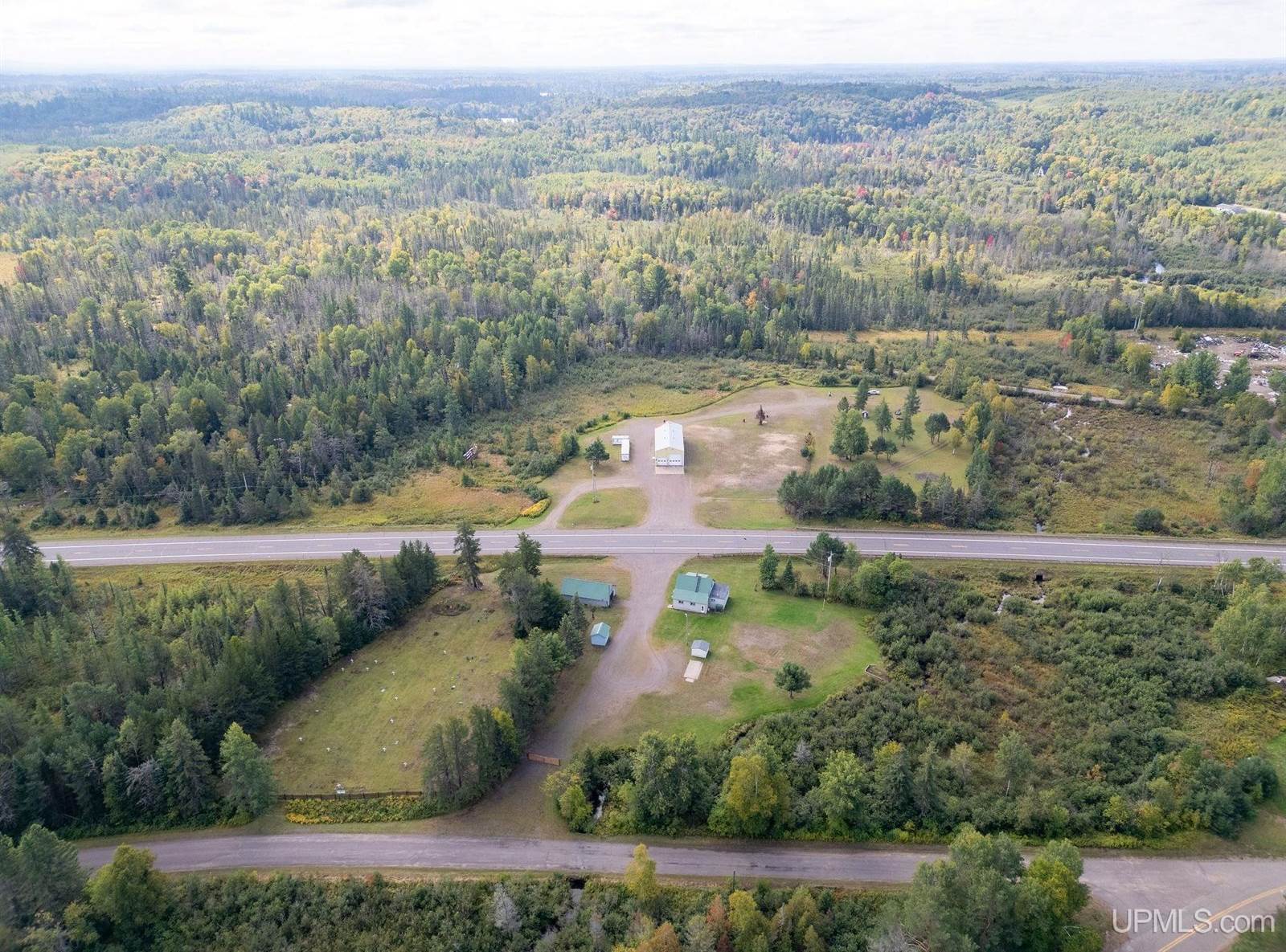 25360 US 41 Highway, Champion, MI 49814