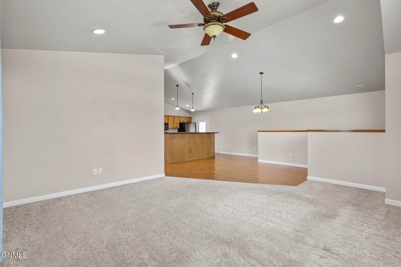 2514 15th Avenue West, Williston, ND 58801