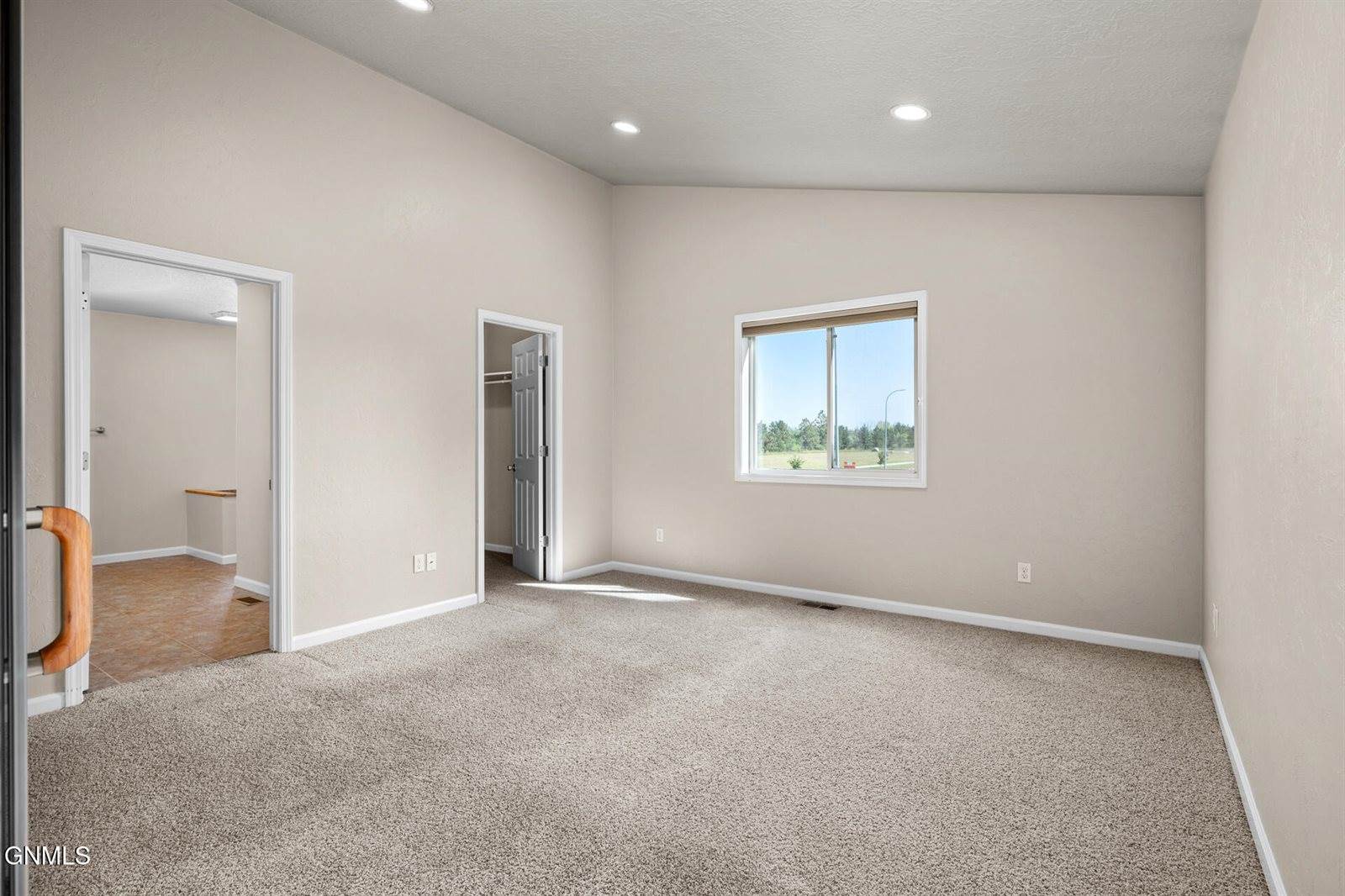 2514 15th Avenue West, Williston, ND 58801