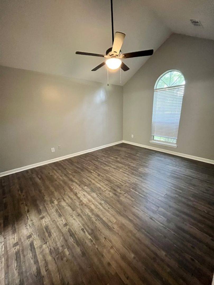 102 Crestview Church Road, Warner Robins, GA 31088