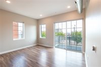 450 SW 7th Street, Des Moines, IA 50309