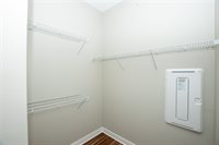 450 SW 7th Street, Des Moines, IA 50309