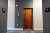 450 SW 7th Street, Des Moines, IA 50309