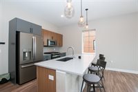 450 SW 7th Street, Des Moines, IA 50309