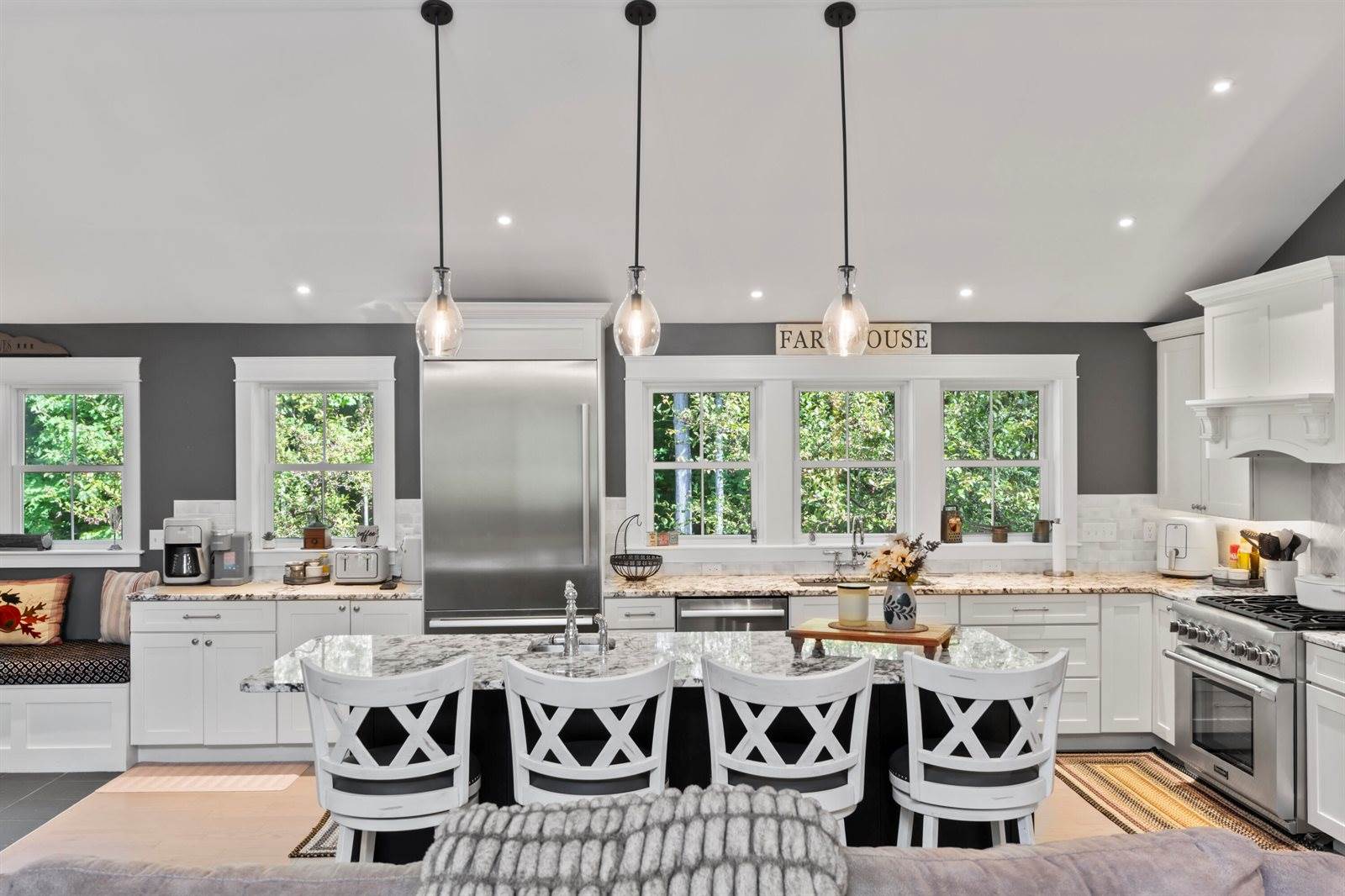 16 Meadowood Drive, Hallowell, ME 04347