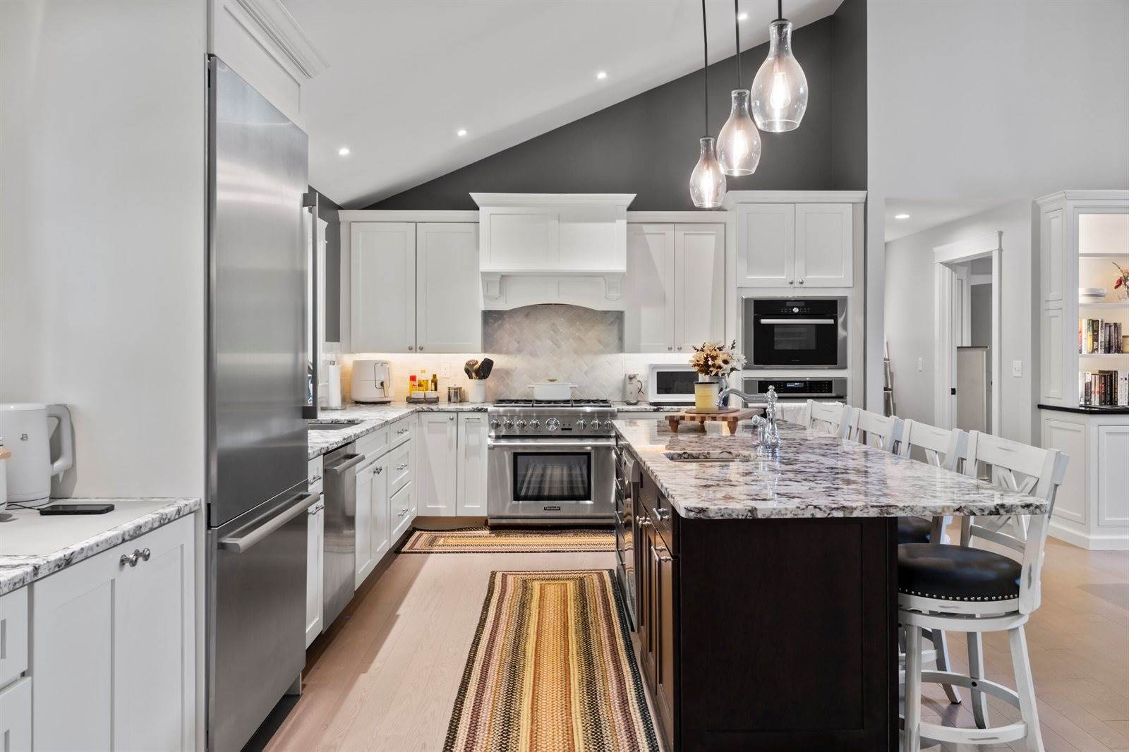 16 Meadowood Drive, Hallowell, ME 04347