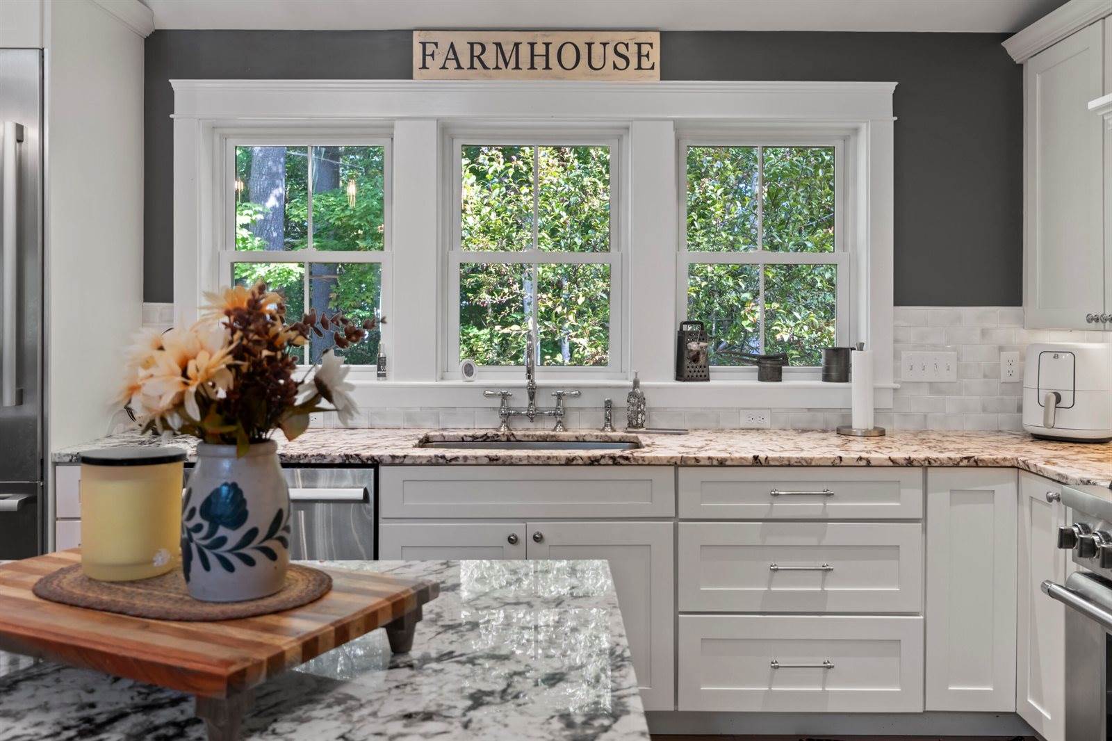 16 Meadowood Drive, Hallowell, ME 04347