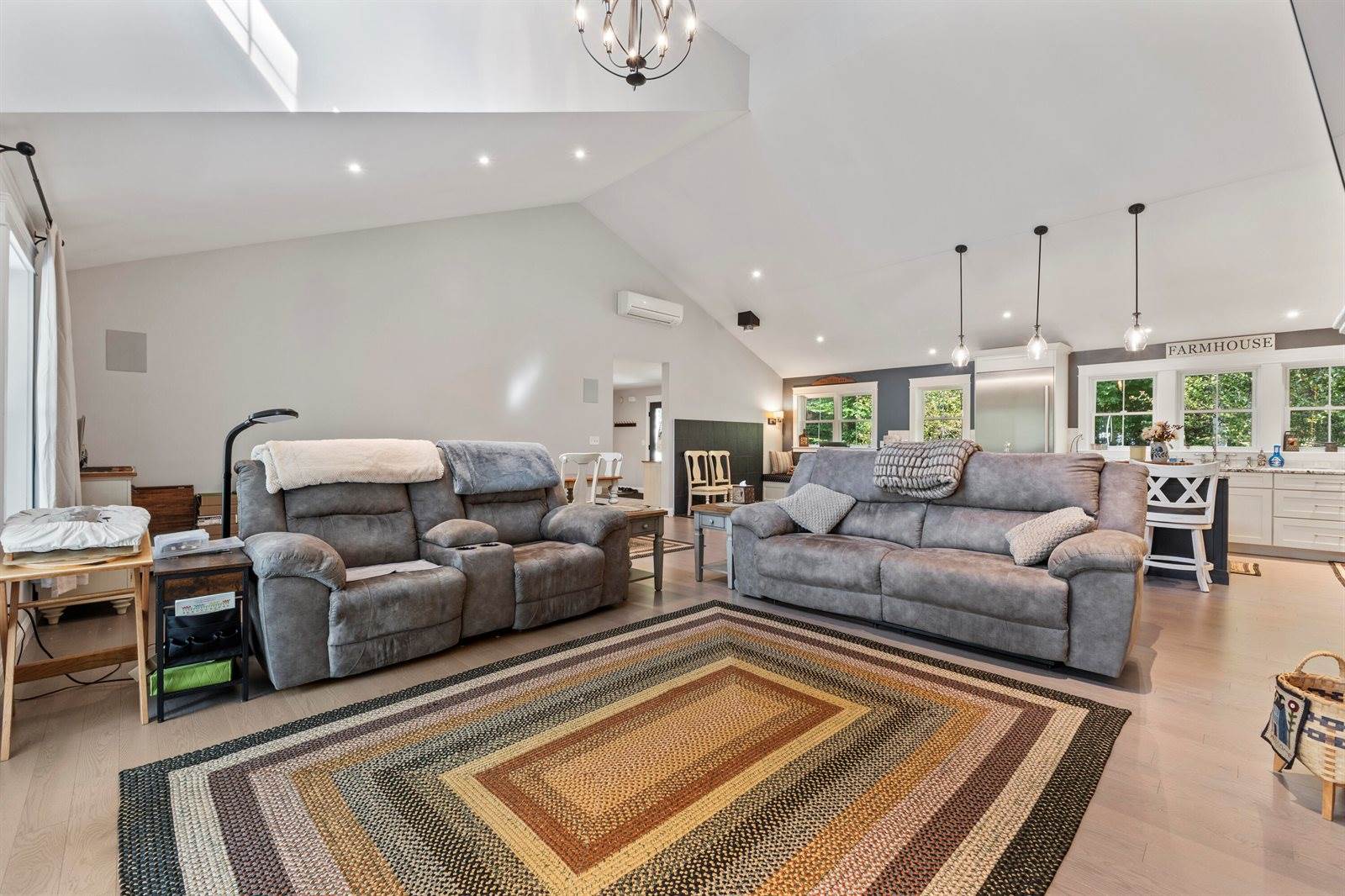 16 Meadowood Drive, Hallowell, ME 04347