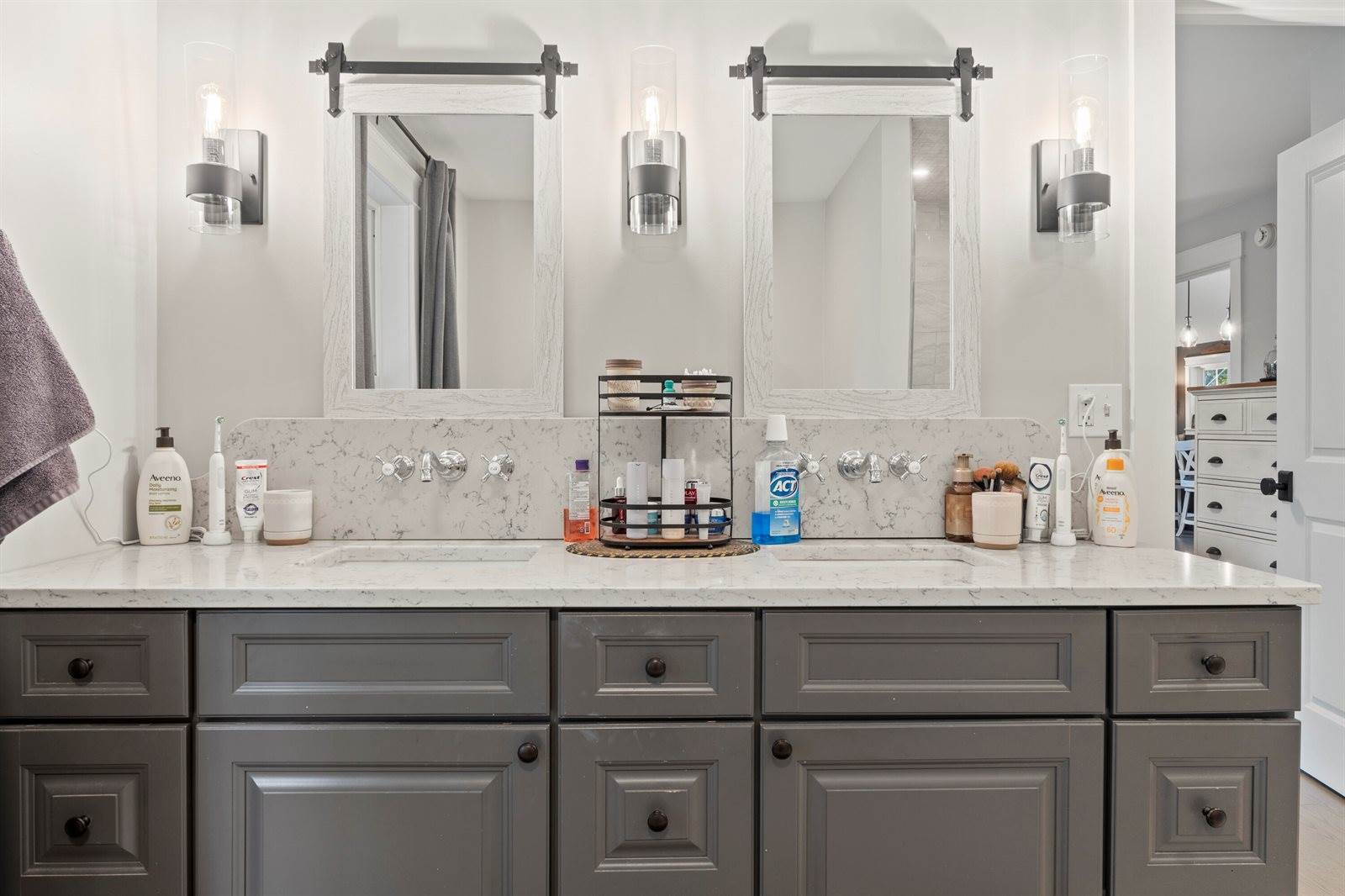 16 Meadowood Drive, Hallowell, ME 04347