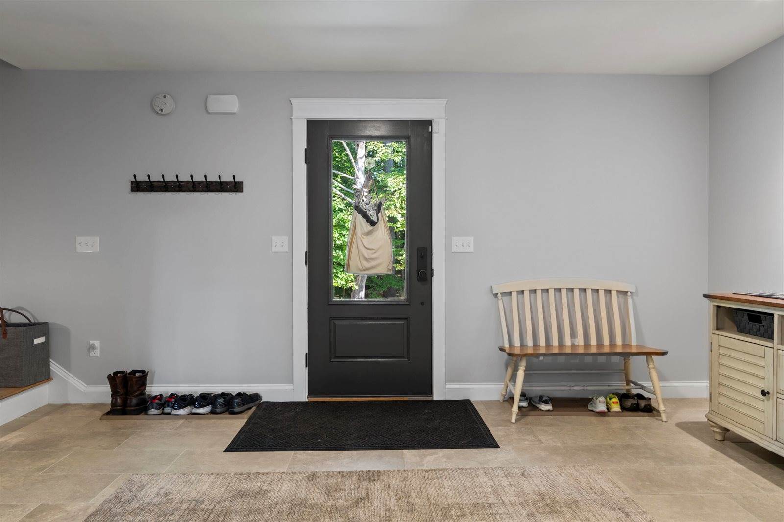 16 Meadowood Drive, Hallowell, ME 04347