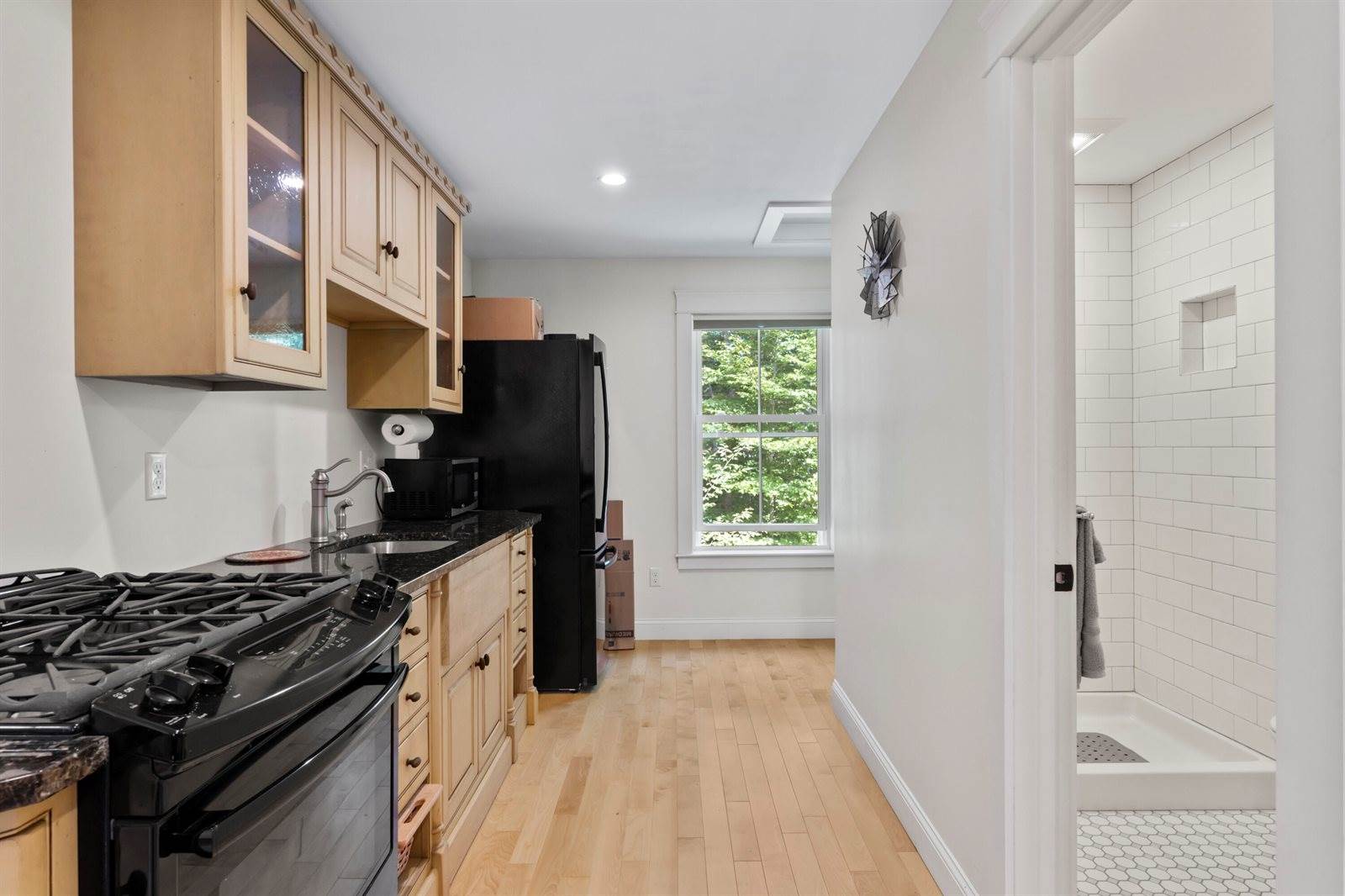 16 Meadowood Drive, Hallowell, ME 04347