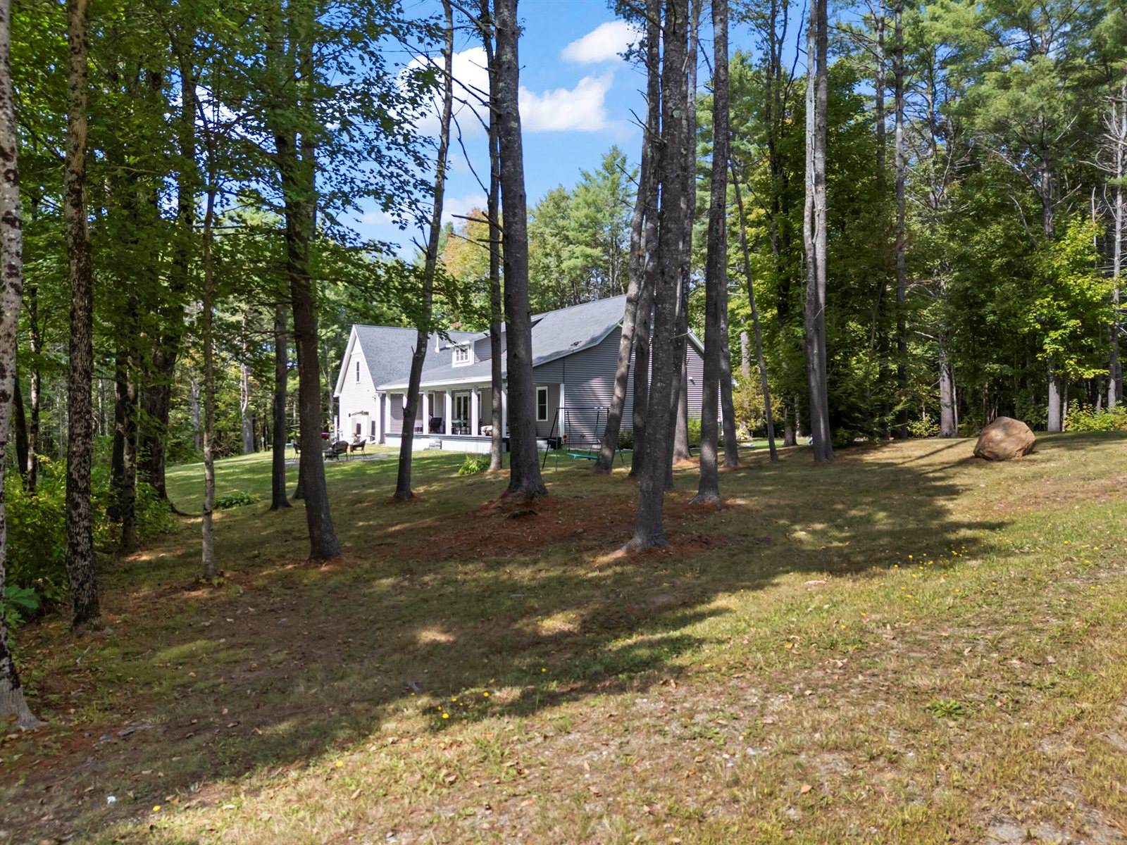 16 Meadowood Drive, Hallowell, ME 04347