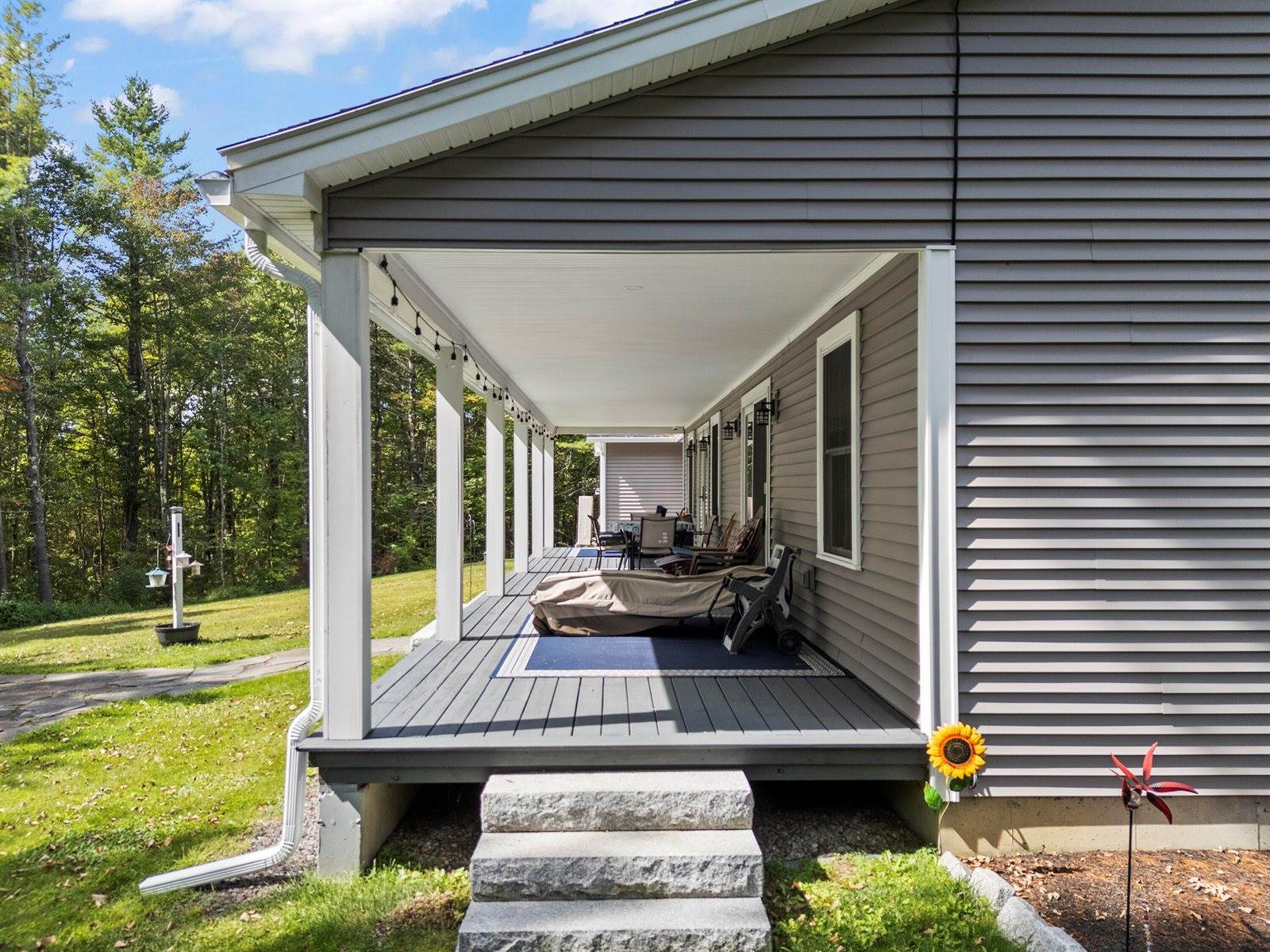 16 Meadowood Drive, Hallowell, ME 04347