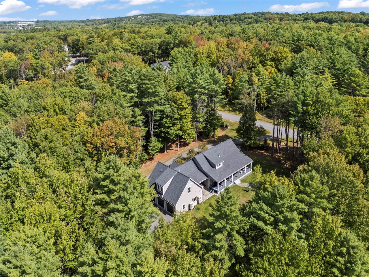 16 Meadowood Drive, Hallowell, ME 04347