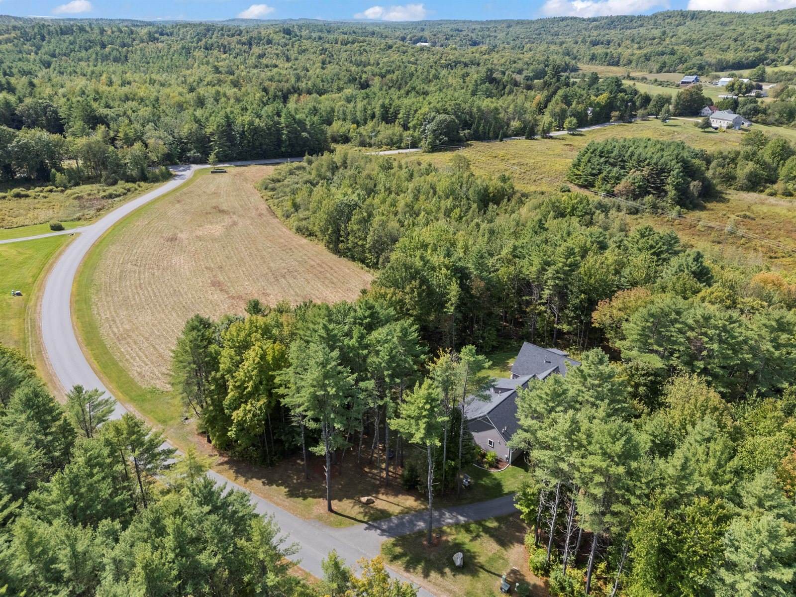 16 Meadowood Drive, Hallowell, ME 04347