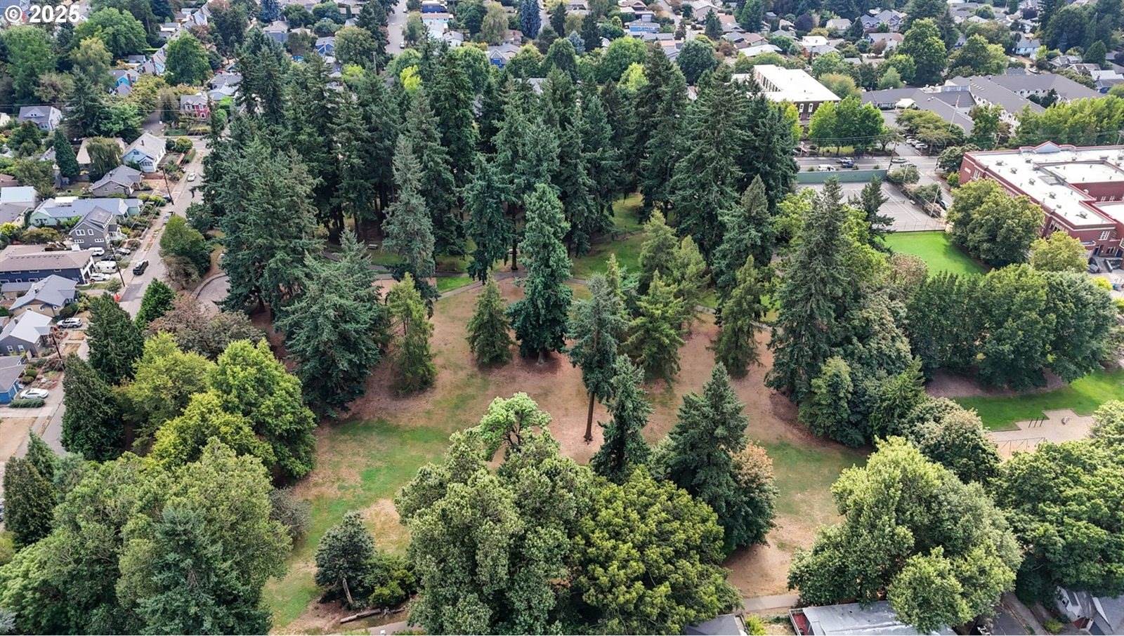 4215 SE 33RD Pl, Portland, OR 97202