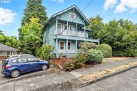 4215 SE 33RD Pl, Portland, OR 97202