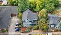 4215 SE 33RD Pl, Portland, OR 97202