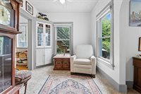 4215 SE 33RD Pl, Portland, OR 97202