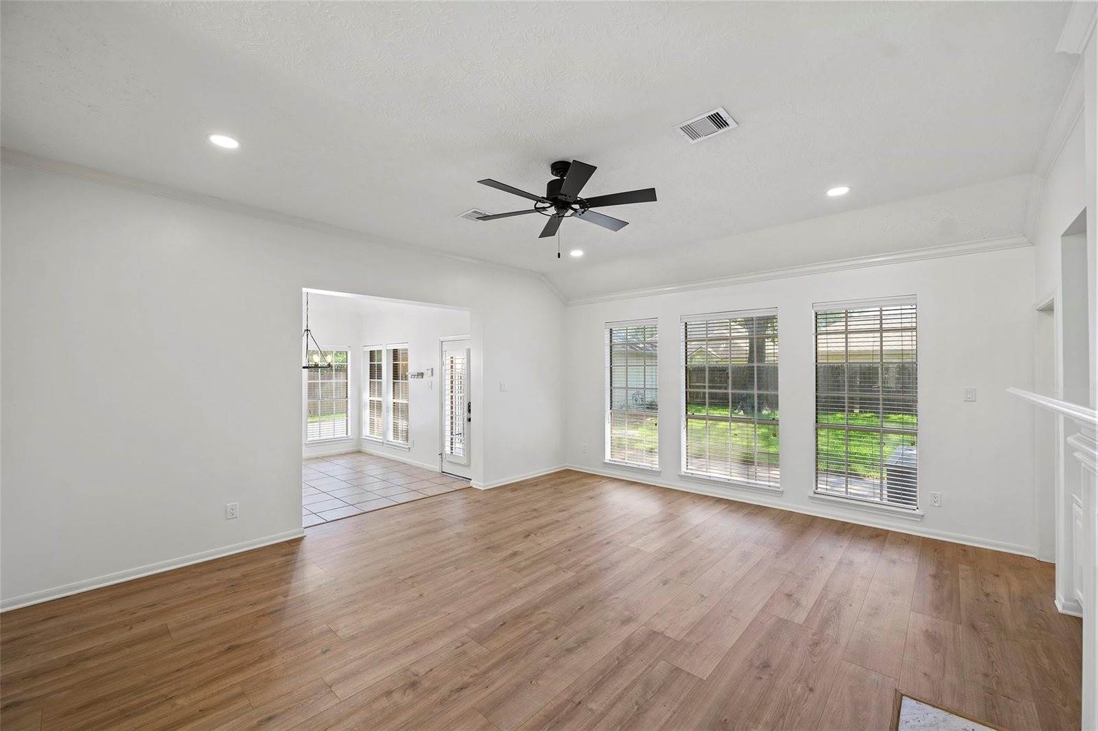 15106 Vista Heights Drive, Cypress, TX 77433