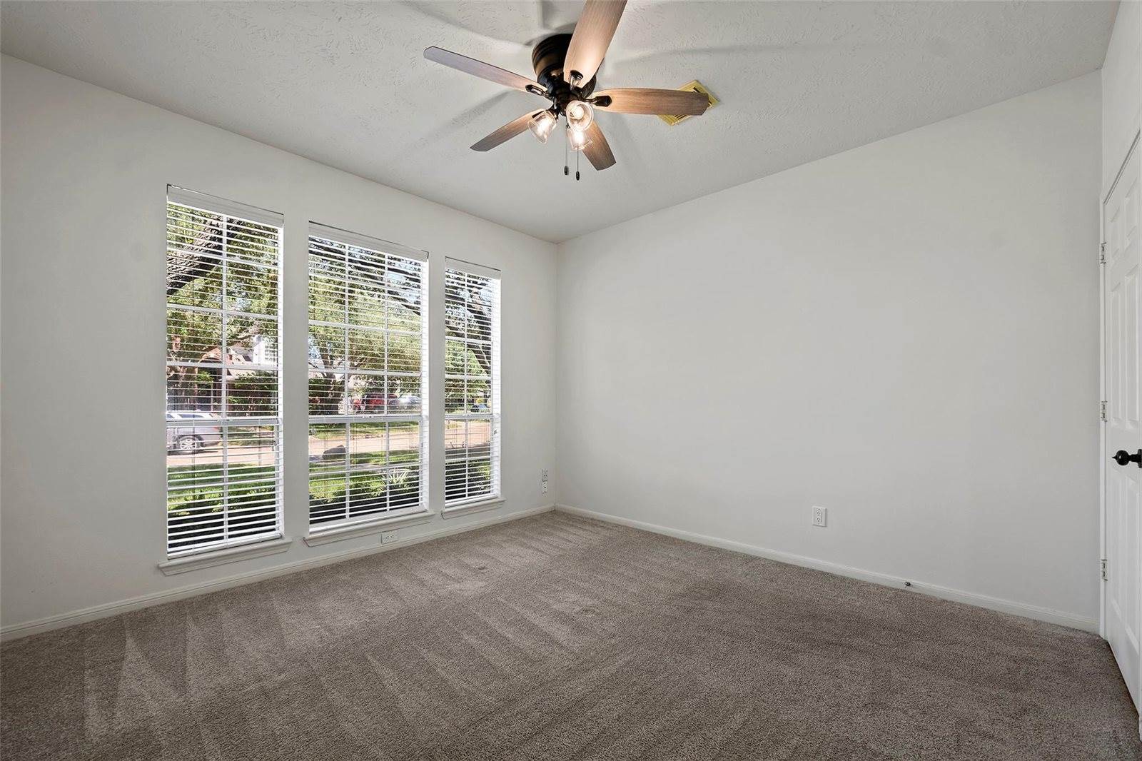 15106 Vista Heights Drive, Cypress, TX 77433