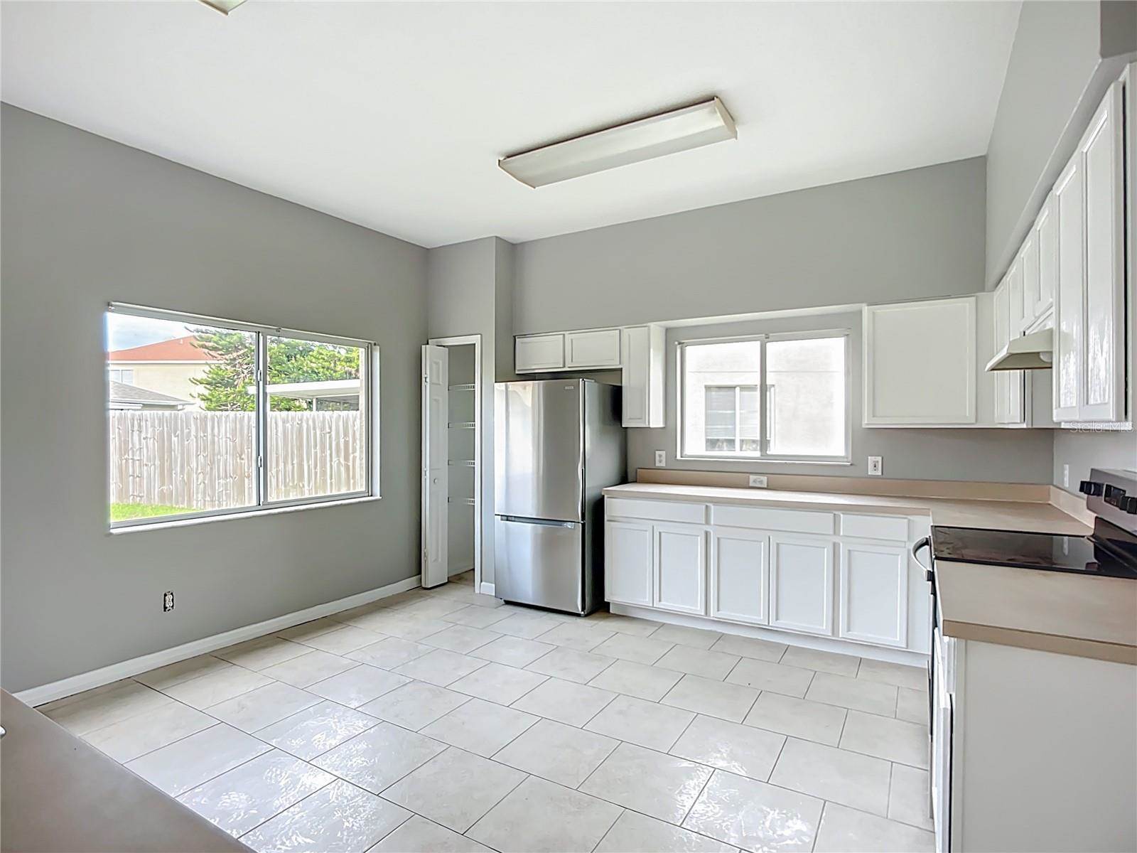 11125 Sailbrooke Drive, Riverview, FL 33579