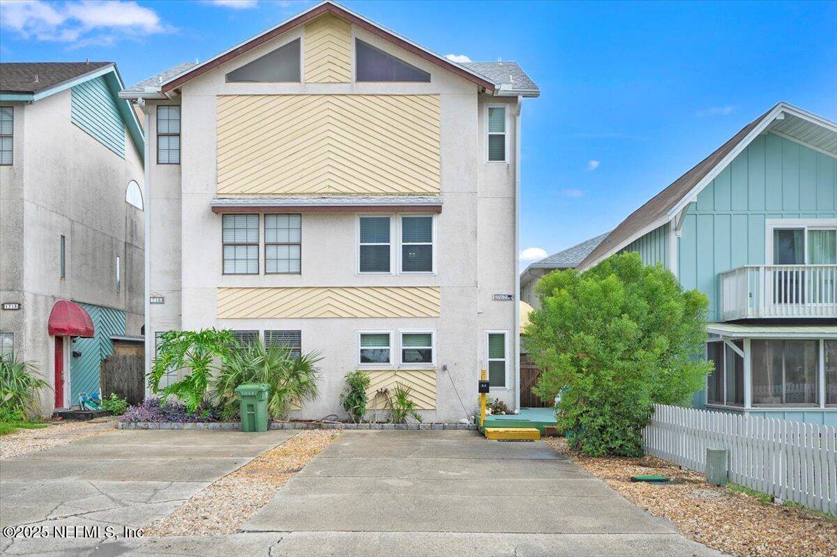 1717 2ND Street South, Jacksonville Beach, FL 32250