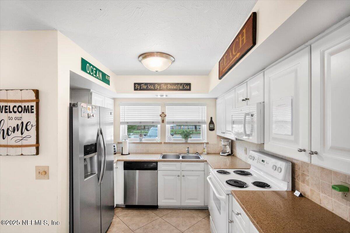 1717 2ND Street South, Jacksonville Beach, FL 32250