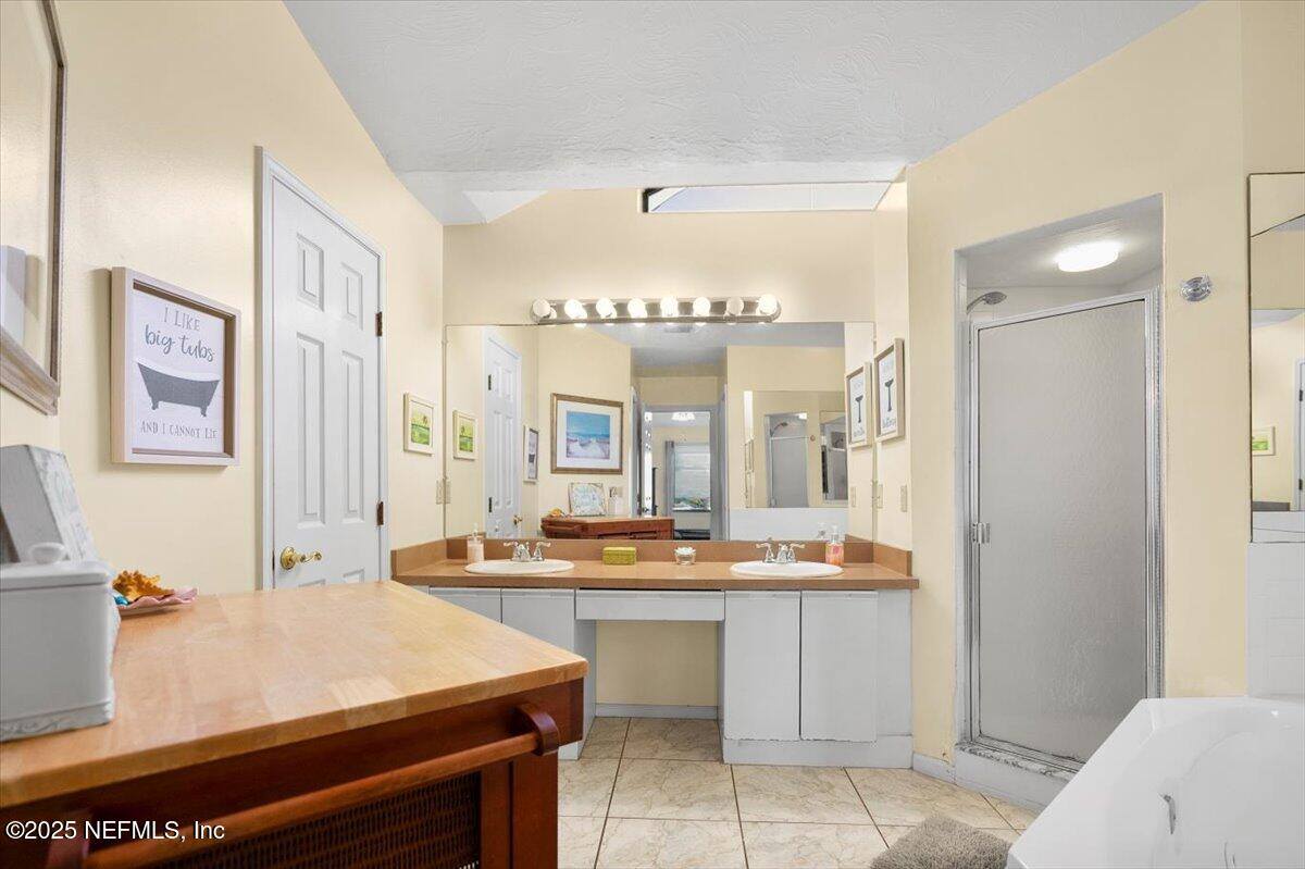 1717 2ND Street South, Jacksonville Beach, FL 32250