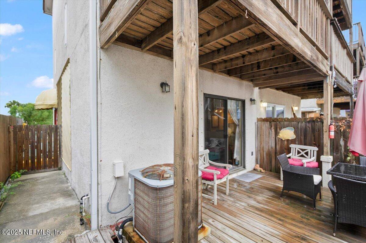 1717 2ND Street South, Jacksonville Beach, FL 32250