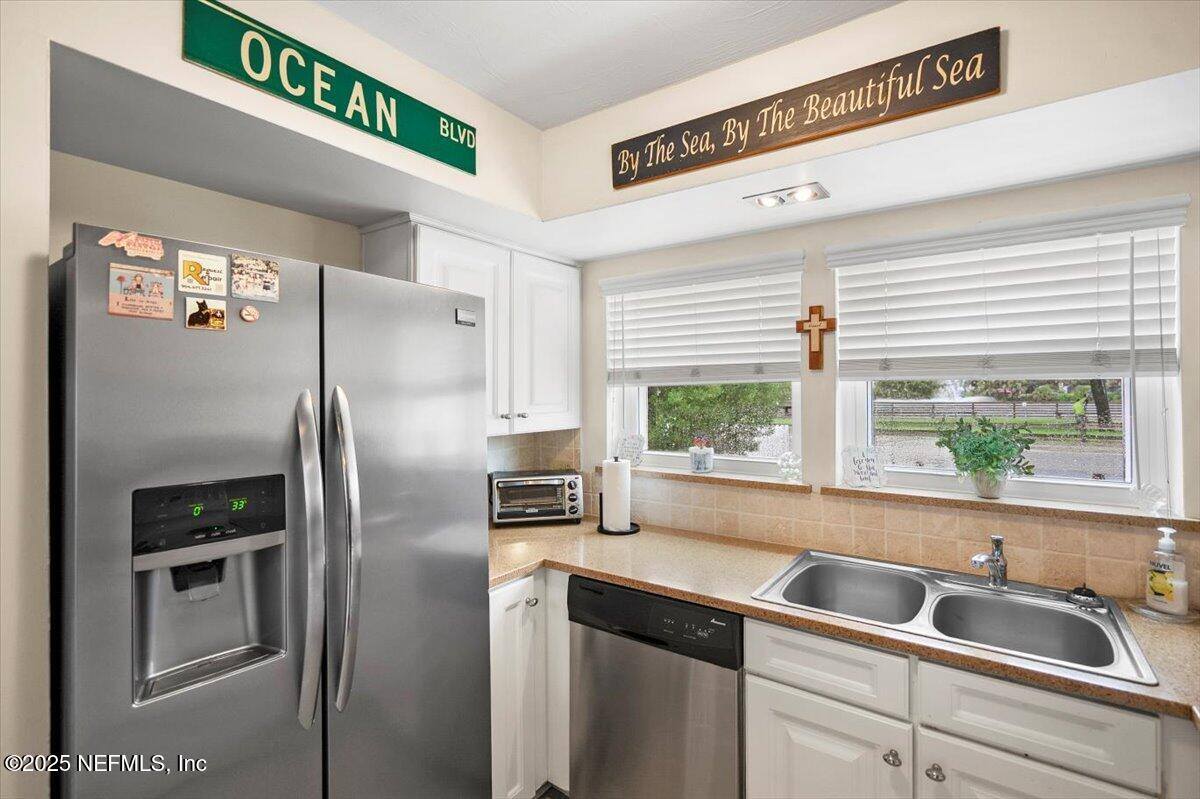 1717 2ND Street South, Jacksonville Beach, FL 32250